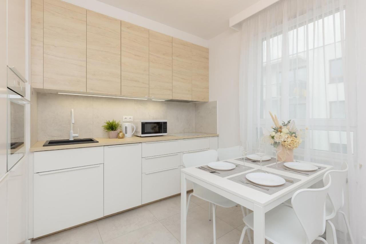 Warsaw Piaseczno Peaceful Apartment Cichej Laki By Noclegi Renters Kültér fotó